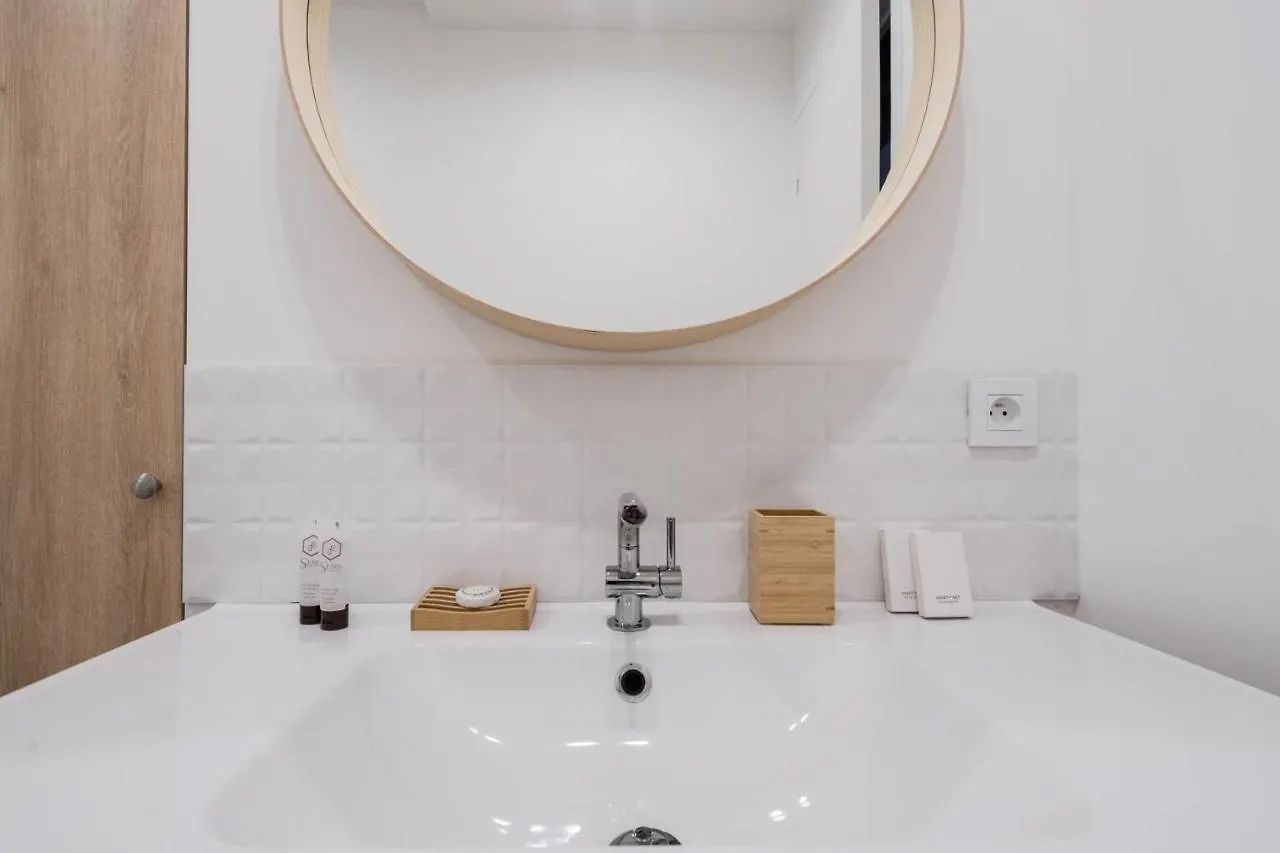 Cmg Championnet - Saint Ouen - Guy Moquet Apartment Paris 0*,  France